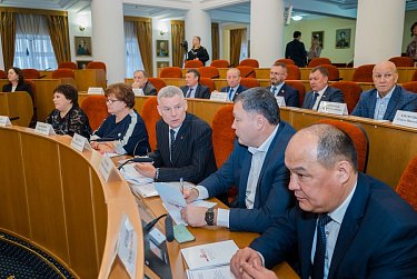 Совет представительных органов провел завершающее заседание